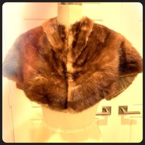 VINTAGE REAL FOX FUR COLLAR SHAWL